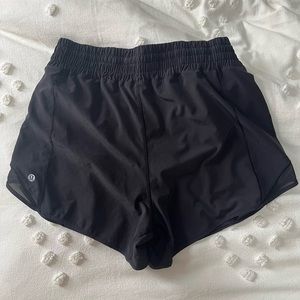 Lululemon Hotty Hot high rise shorts ONLINE ONLY